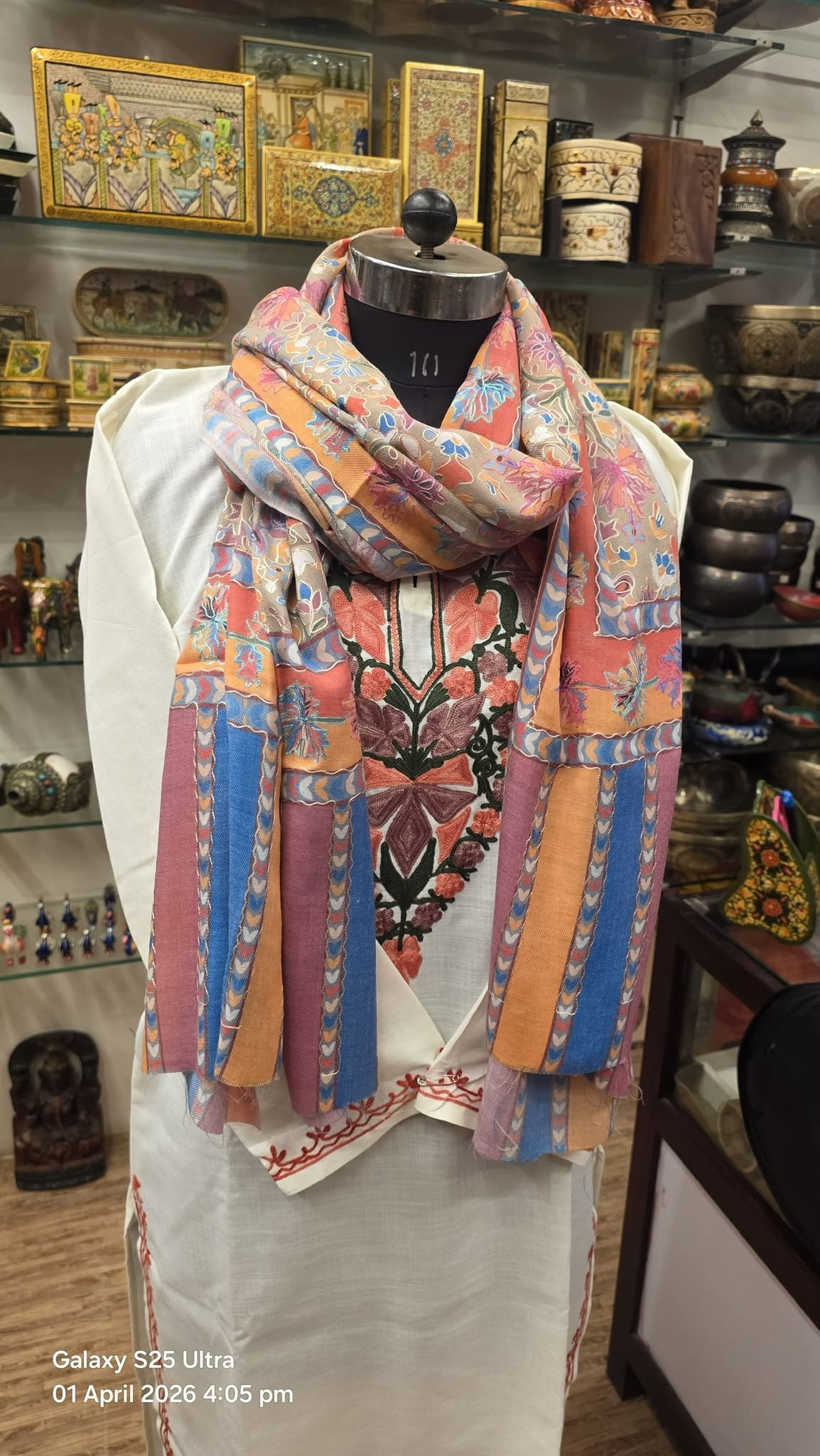 Royal Kashmir Pashmina Scarf (Style 10)